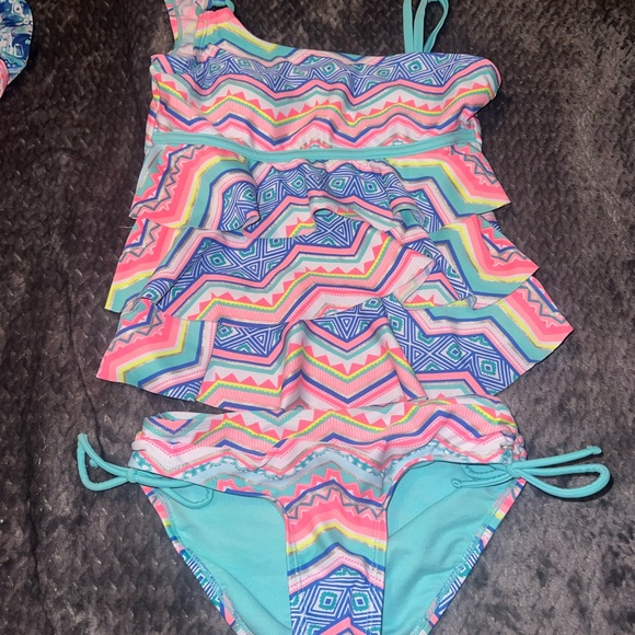 Justice Multicolor Zigzag Girls Tankini Set - Picture 1 of 5
